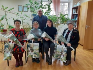 В округе № 4 начались мероприятия, посвященные Дню матери