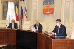 О наказах и образовании говорили на заседании фракции «Единая Россия»
