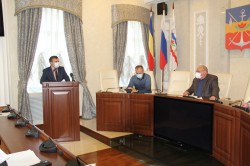 Возведение новых объектов и возрождение старых: на комиссии по строительству обсуждали судьбы недостроев