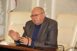 Центр единоборств и  жилье для многодетных семей: на комиссии по строительству обсуждали результаты и перспективы