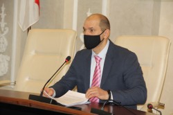 Комиссия по социальному развитию: стартовала прививочная кампания подростков