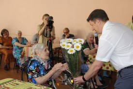 Сергей Ладанов посетил Волгодонский пансионат для престарелых и инвалидов