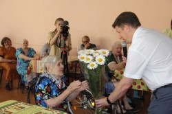 Сергей Ладанов посетил Волгодонский пансионат для престарелых и инвалидов