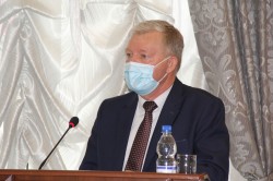 Сергей Макаров представил депутатам отчет о работе администрации Волгодонска за 2021 год