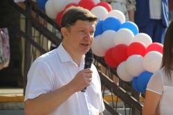 Сергей Ладанов поздравил волгодонских школьников с началом учебного года