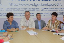 Помощники депутатов обсудили онлайн-формат проведения собраний собственников жилья