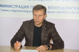 Комиссия по ЖКХ: за счет экономии на аукционах отремонтируют новые участки автодорог в этом году