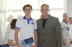 Игорь Батлуков поприветствовал участников областных соревнований по плаванию «Юность Дона»