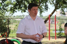 Сергей Ладанов поздравил воспитанников «Радуги» с открытием кинологической площадки