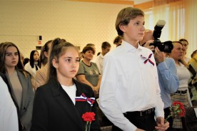 В школе №18 установили «Парты героев» в честь Михаила Авдеева и Александра Антонова