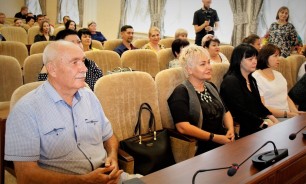 Продавцы хорошего настроения: Сергей Ладанов поздравил торговых работников с профессиональным праздником 