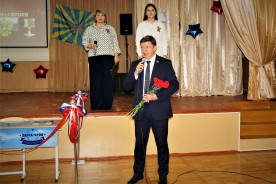 В школе №18 установили «Парты героев» в честь Михаила Авдеева и Александра Антонова