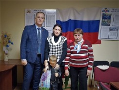 Благословите матерей! Волгодонских женщин поздравили с Днем матери