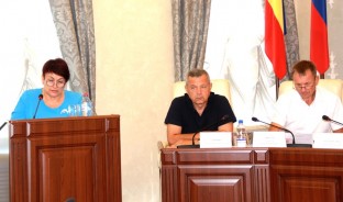 Как преодолеть дефицит медицинских кадров на Дону? В Волгодонске состоялось заседание «круглого стола»