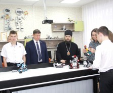 Вместе мы сможем больше! К Международному дню инвалидов воспитанники школы-интерната «Восхождение» подготовили концертную программу