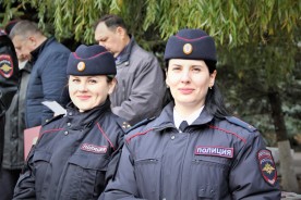 Сергей Ладанов поздравил сотрудников правоохранительных органов с профессиональным праздником 