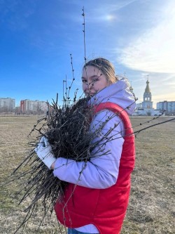 Экологический субботник, организованный атомщиками, объединил более 2000 волгодонцев