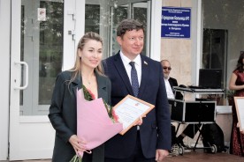 Памяти Виктора Жукова: в горбольнице №1 установили мемориальную доску