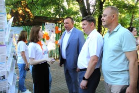  День рождения любимого города: как прошел праздничный вечер в парке Победы