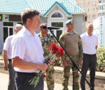 Никто, кроме нас: в День ВДВ десантники почтили память своих погибших товарищей