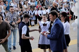 Здравствуй, школа! Гимназия «Юнона» обрела новый дом и обновила свой статус