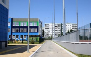 Депутаты проверили готовность школы в квартале В-9 к новому учебному году 