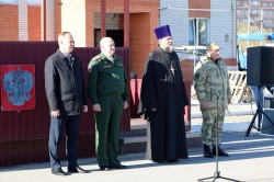 250 студентов и старшеклассников побывали в войсковой части №3504