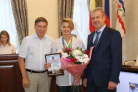 Олимпийских чемпионок поздравили в  родном городе