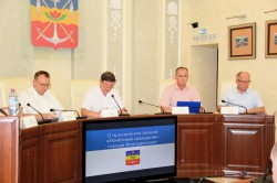 Врач и скульптор: Виктору Дорохову и Егору Дердиященко присвоили звание почетных граждан Волгодонска