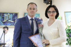 Игорь Батлуков поздравил преподавателей с Днём музыки