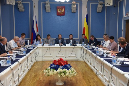 В Донском парламенте обсудили благоустройство общественных территорий в Ростовской области в 2019 году
