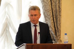 Депутаты на апрельской Думе заслушали отчёт главы Администрации Волгодонска Виктора Мельникова
