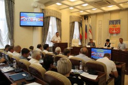 На заседании Думы обсудили охрану общественного порядка и наметили план совместной работы с полицией