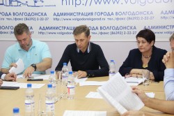 Депутатская комиссия по ЖКХ: как отработал региональный оператор за пять месяцев