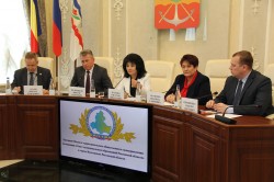 Волгодонские депутаты поделились опытом работы ТОСов с главами областных муниципалитетов