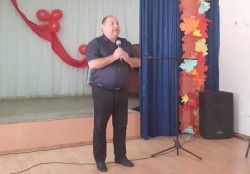 В округе № 4 провели праздничный концерт ко Дню пожилого человека