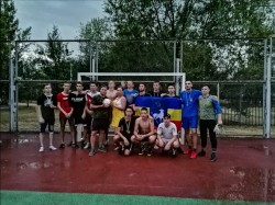 В округе 24 прошли соревнования по мини-футболу среди взрослых.
