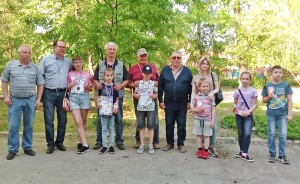 В округе № 4 прошли шахматные соревнования. Все получили призы от депутата Георгия Ковалевского