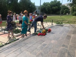 Возложение цветов в День памяти и скорби состоялось в округе №14 