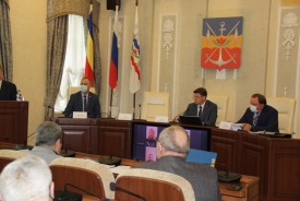 Сергей Макаров представил депутатам отчет о работе администрации Волгодонска за 2021 год