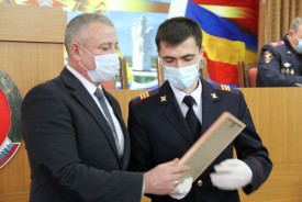 Сергей Ладанов поздравил сотрудников полиции с профессиональным праздником