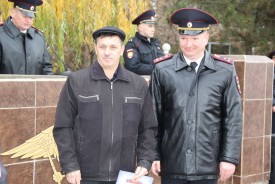 Сергей Ладанов поздравил волгодонских полицейских с праздником