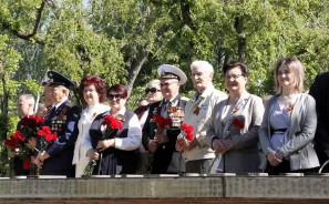 Чтобы помнили… В Волгодонске состоялись церемонии возложения цветов к памятным знакам Великой Отечественной войны 