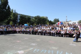 Людмила Ткаченко поздравила волгодонских школьников с началом учебного года