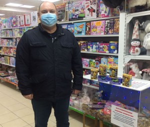 Депутат Думы Волгодонска Георгий Ковалевский принял участие в акции «Коробка храбрости»