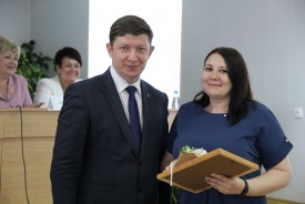 Людмила Ткаченко поздравила медицинских сестёр Волгодонска с профессиональным праздником