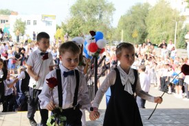 Сергей Ладанов поздравил волгодонских школьников с началом учебного года