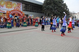 В Волгодонске с большим размахом отметили Масленицу