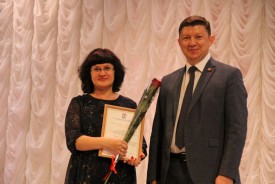 Поет «Единая Россия»: волгодонские партийцы поздравили горожан с предстоящим Днём России