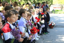 Чтобы помнили… В Волгодонске состоялись церемонии возложения цветов к памятным знакам Великой Отечественной войны 